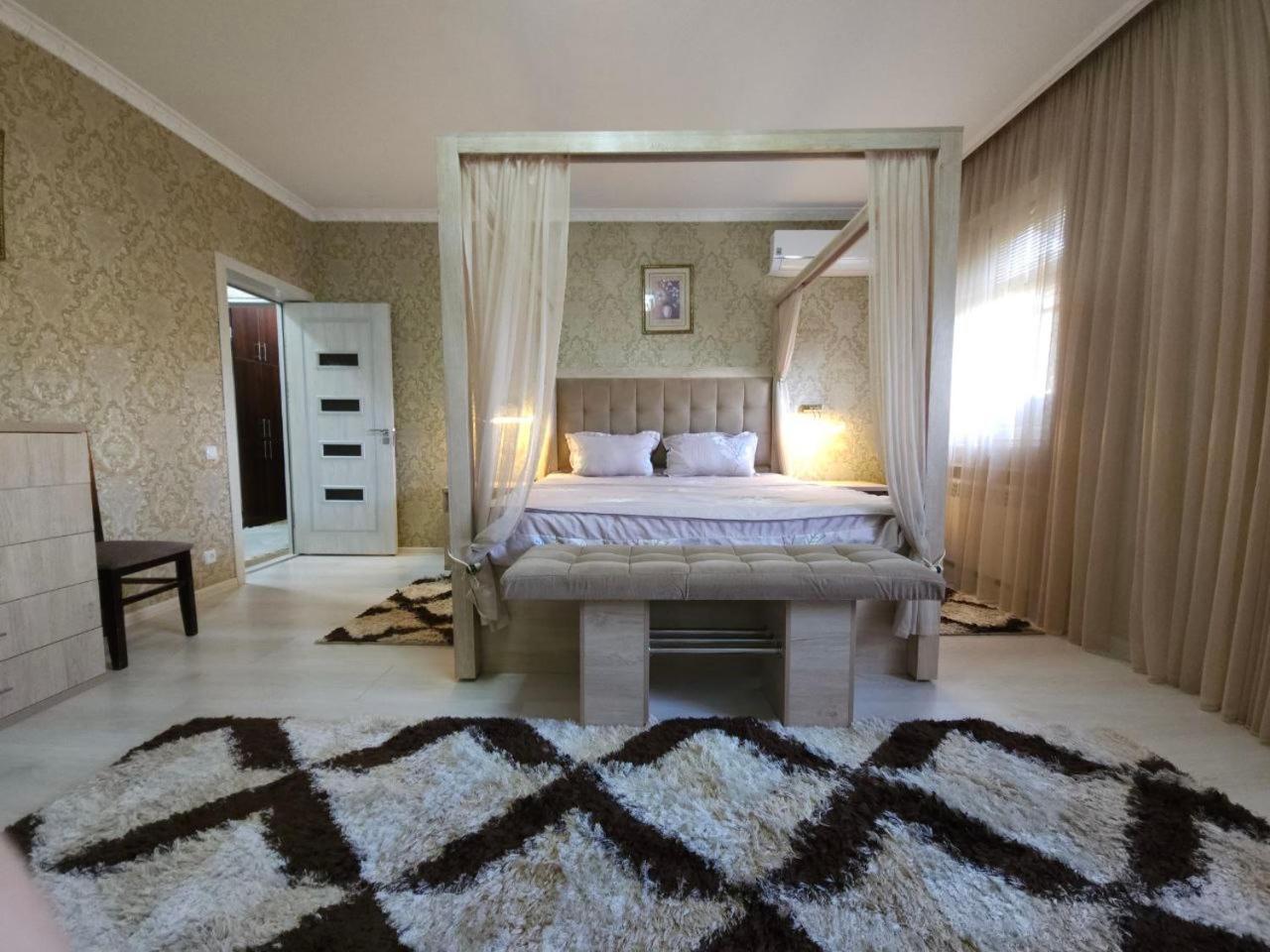 Hi-Tech Apartment In City Center Tashkent Exterior photo